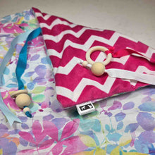 Load image into Gallery viewer, Pink Floral Cat Nap Play Mat