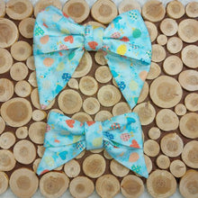 Load image into Gallery viewer, Birthday Balloons Collar Bow