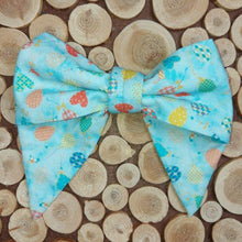 Load image into Gallery viewer, Birthday Balloons Collar Bow