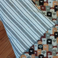 Load image into Gallery viewer, Black and White Cat Nap Play Mat