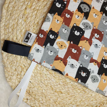 Load image into Gallery viewer, Crinkle Square Toy for Cats - Various Prints