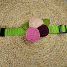 Load image into Gallery viewer, Wholesale Flower Power Collar Accessory