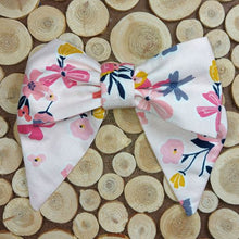 Load image into Gallery viewer, Sweet Shelly's Collar Bow