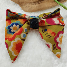 Load image into Gallery viewer, Rainbow Flowers Collar Bow