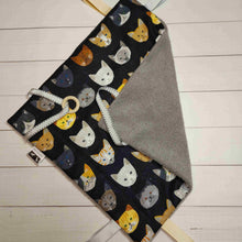 Load image into Gallery viewer, Crinkle Square Toy for Cats
