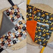 Load image into Gallery viewer, Wholesale Crinkle Squares for Cats
