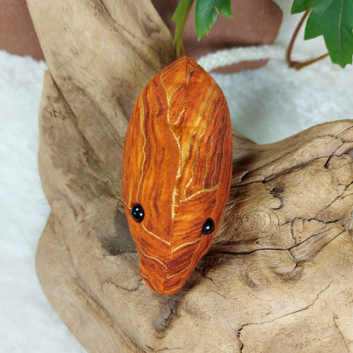 Mrs. Pumpkin Pie Cutie Mouse. Awaken your cat’s primal hunting genes with this cute mouse toy that will fly across the floor and make an enticing sound as they bat it around and chase after its wagging tail! Made from 100% cotton fabric (double stitched for durability) with cute beady black eyes. Each mouse is approximately 9