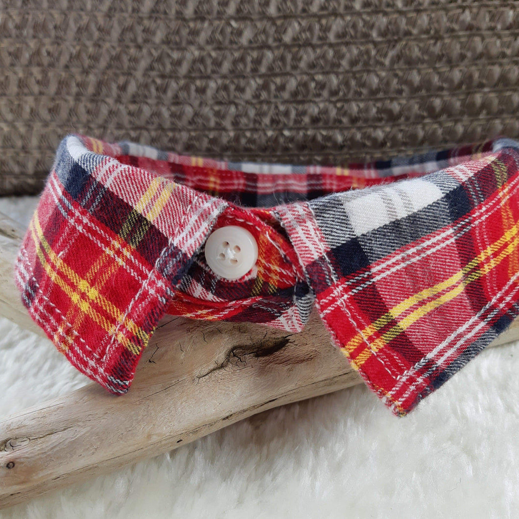 Red, Black, and White Plaid Dapper Pet Collar. Your dog or cat will look “Oh so handsome” in a snap, with this simple, comfortable and stylish collar available in a variety of classic looks. This dog collar is suitable to be used as a cat collar. The neck size is 17 inches. Made of 100% cotton fabric. Fully washable, dryer friendly and can be ironed as needed. It is recommended that you allow an additional 2 finger widths space for ideal fit. Wiggles and Whiskers Canada Pet Accessories.
